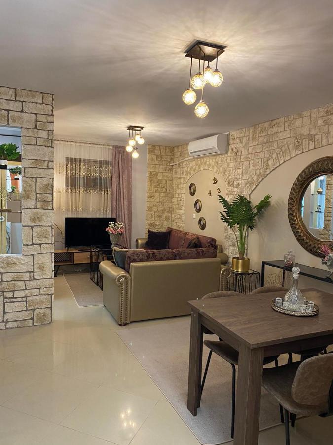 In The Castle Ii- House Apartman Joánina Kültér fotó